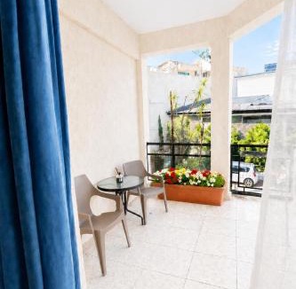 Historical Center Apartment | Smart Comfort Deluxe N1 private Balcony Bathroom Beach 250m Marina Port 800m