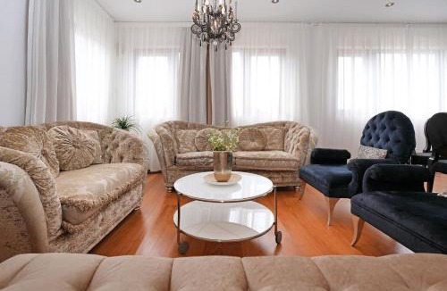 Cape Greko Villa | Cape Serenity Mansion