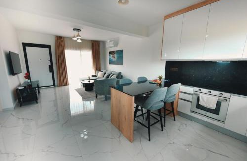 Gastria Apartment | Chic Sunset Apartment with Terrace