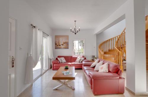 Oroklini Villa | Oceanic Pearl Villa Deluxe - 200m from beach