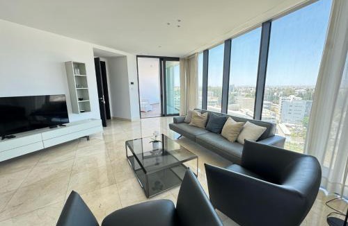 City Centre Apartment | SkyHigh Park View Residence
