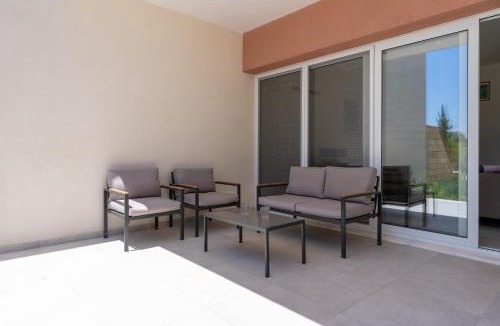Chlorakas Villa | Modern Poolside villa at Paphos