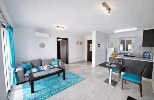 Paphos Apartment | Apartment 2 people sea view garden pool