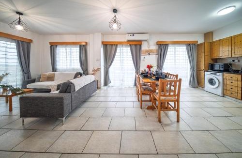 Latchi Villa | Seaview Paradise Villa with private pool & jacuzzi in Pomos Paphos
