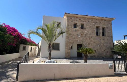 Agios Georgios Pegeias House | Villa Cap St George - Ihre private Traumvilla am Meer