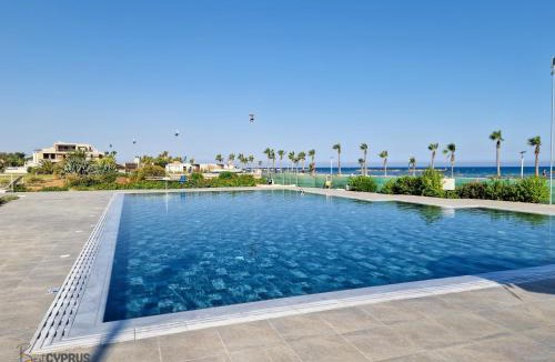 Oroklini Apartment | Lordos Deluxe 2bd Duplex with pool and Seaview