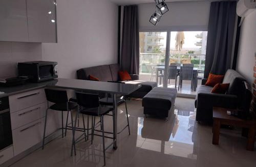 Trikomo Apartment | Pool View Apartment with Hotel Facilities