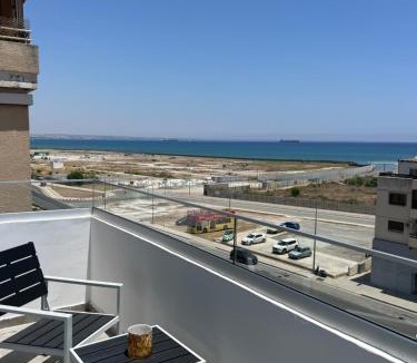 Larnaca Apartment | Sea view Appartment