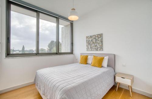 Universal Apartment | Emerald 201 1 BED