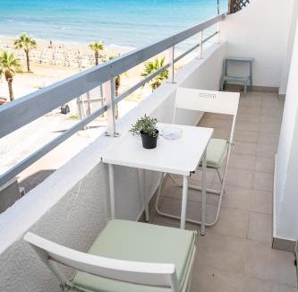 Larnaca City Centre Apartment | Lazuli Sea View Beachfront - Ap Finikoudes
