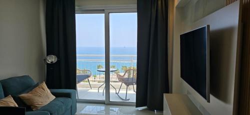 Historical Center Apartment | SEAFRONT 1BDR, Panoramic views, central Marina