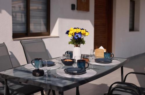 Kiti House | TelMar Kiti Escape House