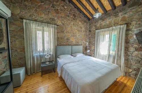 Politiko House | Farmakas Living