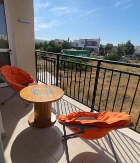 Kissonerga Apartment | Quiet 2BR Flat in Kissonerga