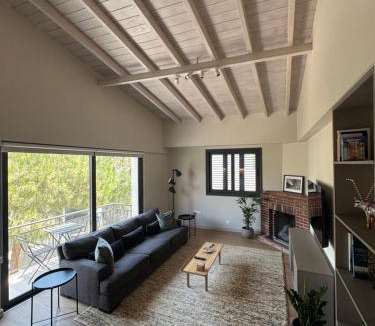Old Town of Limassol Apartment | Loft 17 - fully renovated 2-bedroom loft in centre