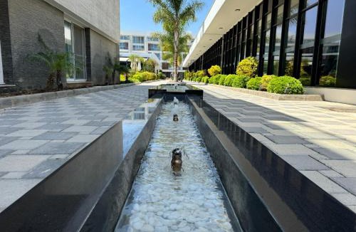 Trikomo Apartment | Nothern Cyprus Courtyard Long Beach Collection Resort & Spa