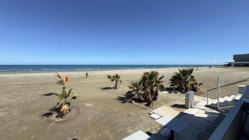 Larnaca Apartment | Davinci Seaview 2BDR Apartment Makenzy Larnaka