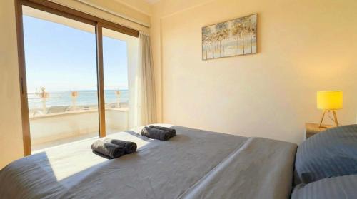 Larnaca Apartment | Davinci Seaview 2BDR Apartment Makenzy Larnaka