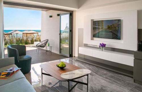 Oroklini Hotel | Mercure Larnaca Beach Resort
