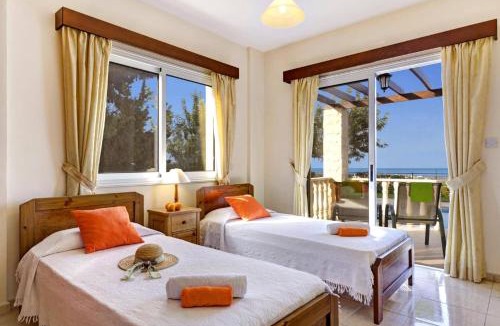 Peyia Town Villa | Villa Savia by Villa Plus