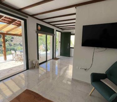 Vasa Koilaniou House | Kalidoniahouses
