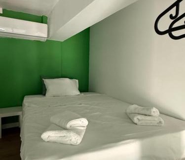 Larnaca City Centre Apartment | GREEN Cabin-Larnaca Centrum
