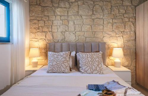 Peristerona House | Cottage at The Olive Manor