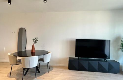 Vasa Koilaniou Apartment | Sunset Gardens - Holiday Apartments