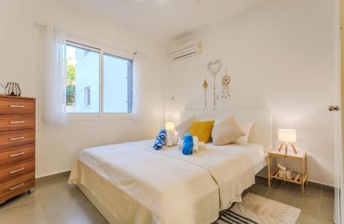 Kissonerga Apartment | Sunset Sea View Apartment in Kissonerga