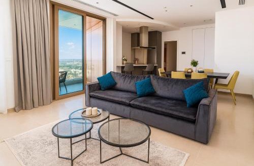City Centre Apartment | 360 Sky Residence, Gym & Pool - 26th Floor