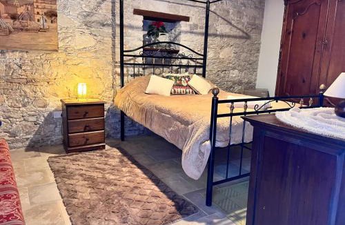 Vasa Koilaniou Villa | Charming 3-Bedroom Cottage in Heart of Vasa Koilaniou