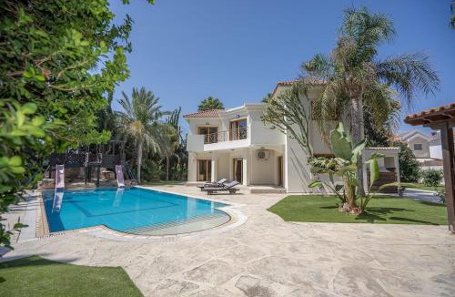 Pyla Villa | Blue Pearl Villa - 6 Bedroom