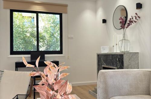 Nicosia Apartment | Cozy Boho 2-BR Retreat in Central Nicosia