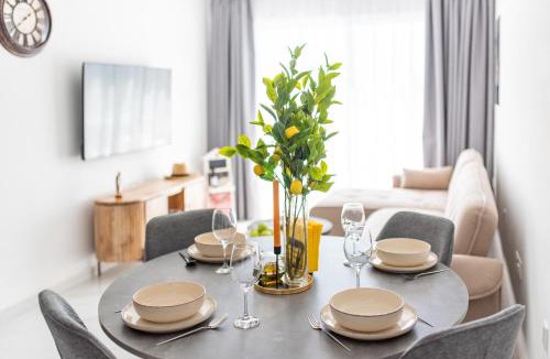 Oroklini Apartment | TelMar Sea View - 2 min walk to the Beach