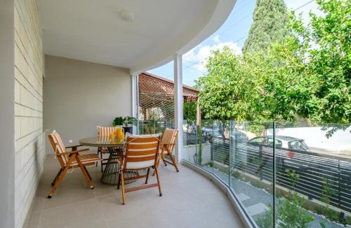 Old Town House | Casa Centrale by Nomads - 2BD Home with Workspace