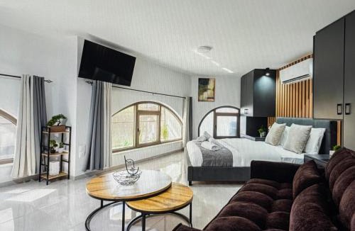 Larnaca City Centre Apartment | Super Views Larnaca