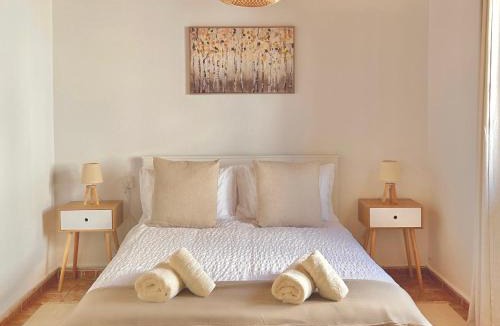 Limassol Apartment | Charming 1-BR Stay Near City Centre, Marina and Beaches by Cyprus Horizons - Perfect for Couples, Business or Solo Travellers
