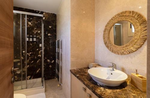 Agios Tychon Villa | Luxury Seaview Limassol Villa Pool Jacuzzi Sauna