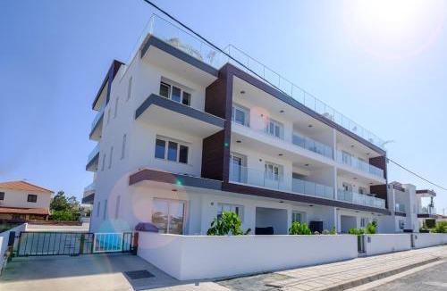 Livadia Apartment | Chic & Elegant Hideaway - Your Luxury Escape