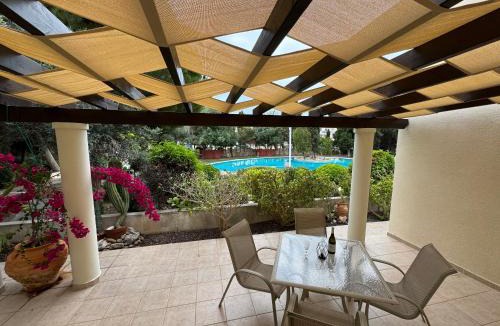 Universal Apartment | AMAZING 2 Bedroom 2 Bathroom APARTMENT