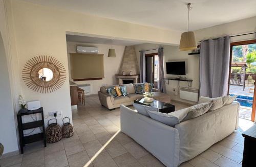 Kallepia Villa | Stunning Traditional Stone Villa - Kallepia
