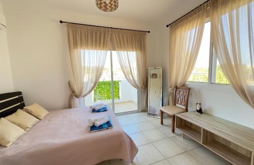 Chlorakas Villa | 3 bedroom villa with pool 5 minutes to the center of Paphos