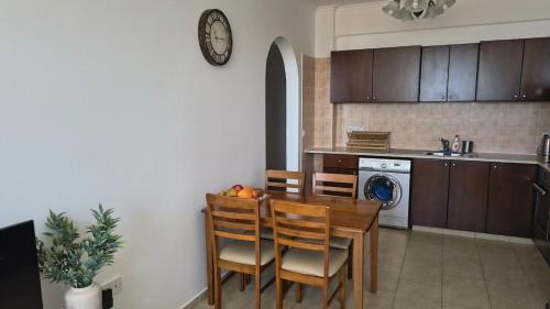 Chlorakas Apartment | Ferienwohnung mit Meerblick