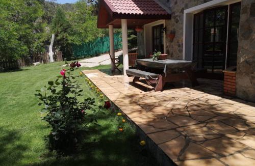 Platres Villa | VILLa ENRIETTe - Panoramic Mountain Retreat in Pano Platres, Cyprus