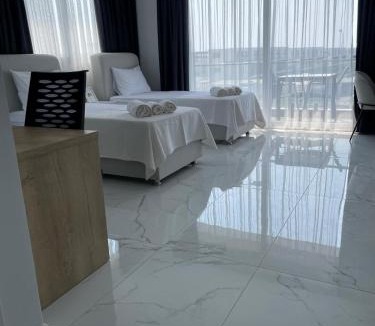 Gastria House | Four Seasons Life by Sea Homes