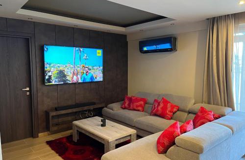 Limassol Apartment | Oasis Penthouse Luxury Suite