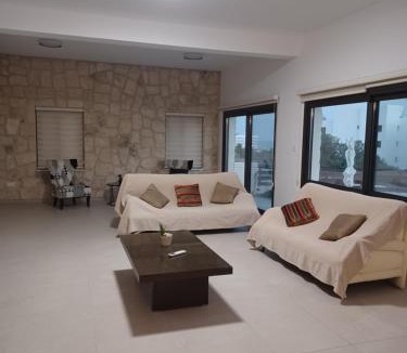 Ayia Napa Villa | Melissa Hills