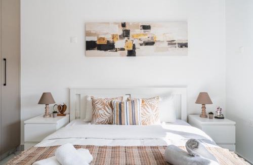 Larnaca Apartment | Doria 2-Bedroom Apartment & Balcony in Larnaca