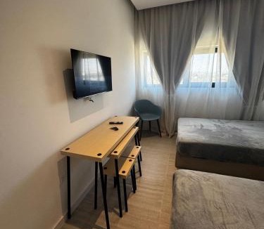 Latsia Hostel | AppleGym sports centre