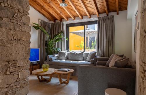 Agios Tychon Apartment | Exquisite 2BR modern village house w private pool
